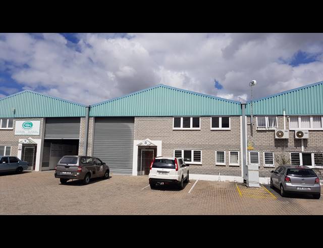 325M² FACTORY TO LET IN SAXENBURG PARK 1